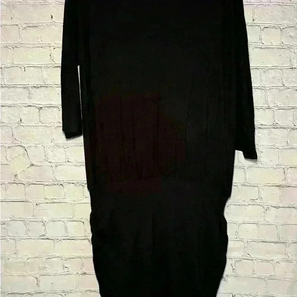 Venus little black dress with a dropped and ruched waist. Bodycon BLACK Size:M - Picture 2 of 5